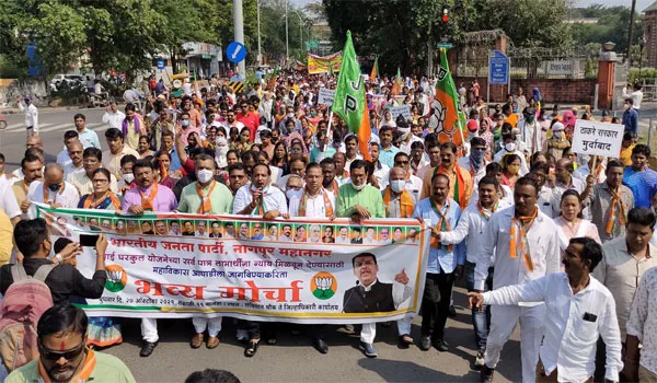 भाजपने केला झोपडपट्टीवासियांचा आवाज बुलंद