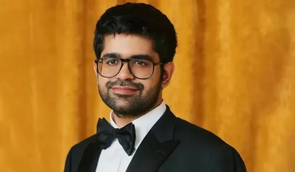 ୧୨,୦୦୦ ଭାରତୀୟଙ୍କ ଚାକିରି ନେଲା AI!ଓରାକଲ୍‌ର ଛଟେଇ ମଧ୍ୟରେ ଚର୍ଚ୍ଚାରେ ଅରବିନ୍ଦ ଶ୍ରୀନିବାସଙ୍କ ବୟାନ