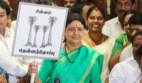 Sasikala names new party 'All India Puratchi Thalaivar Makkal Munnetra Kazhagam'