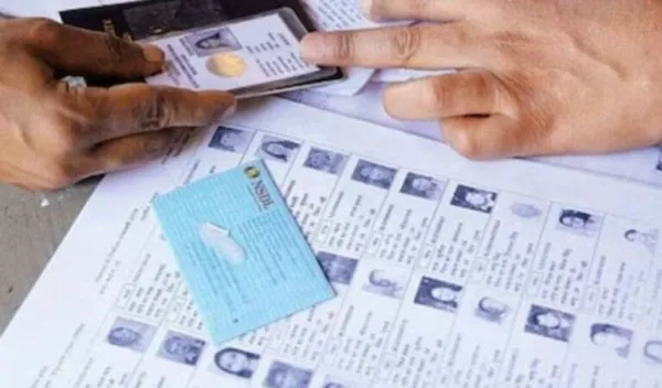 Voters line up across Bengal to restore names in electoral rolls