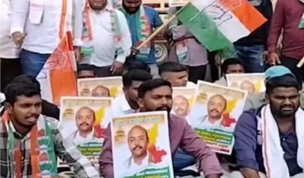 ಯತೀಂದ್ರ ಸಿದ್ದರಾಮಯ್ಯರನ್ನ ಡಿಸಿಎಂ ಮಾಡಲು ಮೈಸೂರಿನಲ್ಲಿ ಅಭಿಮಾನಿಗಳಿಂದ ಪ್ರತಿಭಟನೆ