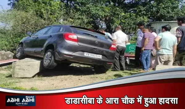ज्वालाजी मंदिर जा रहे पंजाब के श्रद्धालुओं की कार दुर्घटनाग्रस्त, किशोर की हालत गंभीर