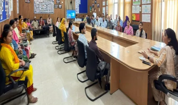 Secretary DLSA Udhampur reviews working of TLSCs, Legal Aid Clinics