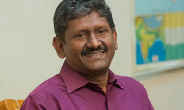 திருச்சி கிழக்கில் போட்டியிடுகிறாரா சகாயம் ஐஏஎஸ்? ஜெயித்தால் கனிமவளத்துறை அமைச்சரா?