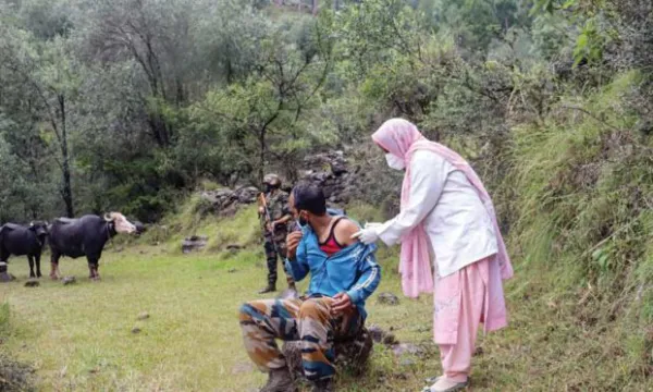 ನಾವು ರಷ್ಯಾಕ್ಕಿಂತ ಫಾಸ್ಟ್‌ !: ಭಾರತ, ಕರ್ನಾಟಕಕ್ಕೆ ಅತಿವೇಗದ ಲಸಿಕೆ ಸರದಾರ ಹೆಗ್ಗಳಿಕೆ