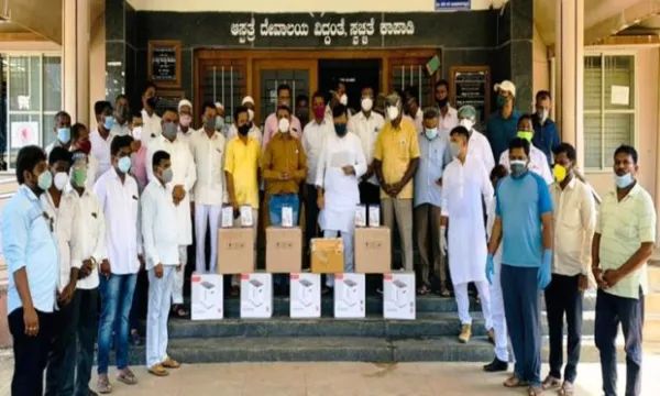 ಸೋಂಕಿತರಿಗೆ ಅನುಕೂಲ ಕಲ್ಪಿಸಿದ ಶ್ರೀನಿವಾಸ ಮಾನೆ