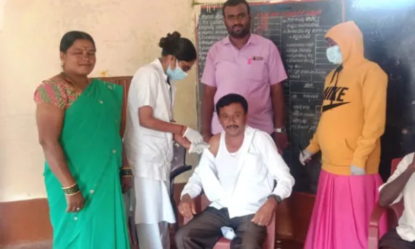 ಗ್ರಾಮೀಣದಲ್ಲಿ  ಲಸಿಕೆ  ಅಭಾವ