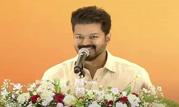 పార్టీ ఎమ్మెల్యేలతో విజయ్ సమావేశం