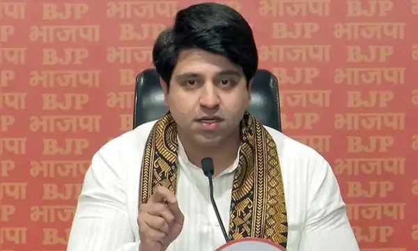 'Vande Mataram' row: BJP says Cong puts vote bank politics over nation's dignity