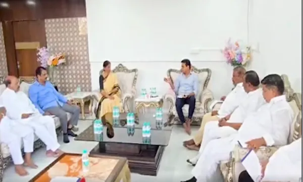 పార్టీ బలోపేతమే లక్ష్యం: కేటీఆర్
