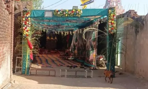 Dalits in Gujarat allegedly told to bring own plates, water to temple feast