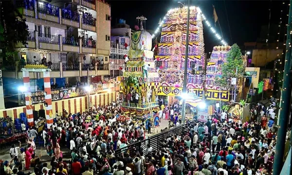 Bengaluru Karaga draws lakhs as 800-year-old Chaitra Purnima procession lights up city