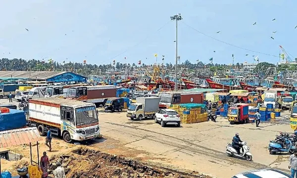 Malpe fishing harbour faces issues over poor maintenance and lack of basic facilities
