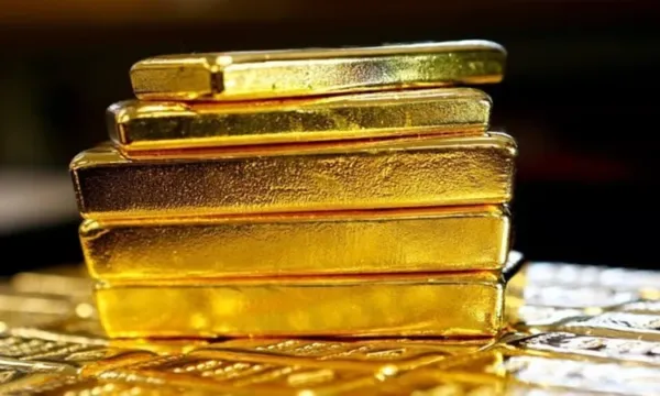 Gold is meant to be a 'safe haven' in uncertain times. Why is it crashing amid a war?