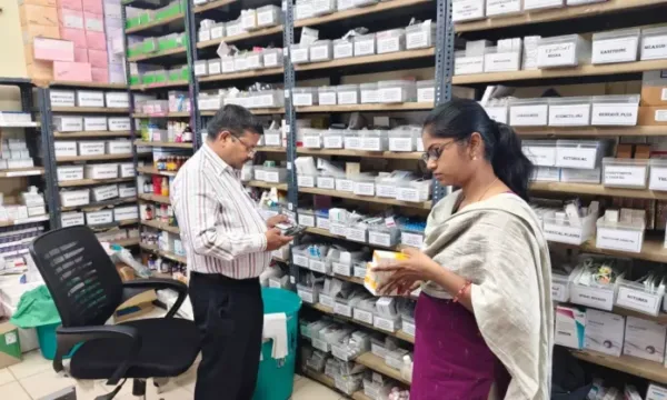 రేపు మెడికల్ షాపుల బంద్..