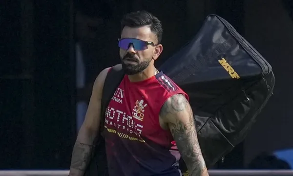 RCB: Virat Kohli reacts to being called a 'Foreign Player'! Video