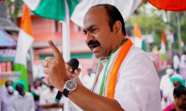 కేరళం సీఎంగా వీడీ సతీశన్