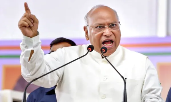 Govt hurrying women's quota law implementation for political mileage: Kharge to PM