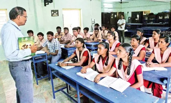 இன்று பள்ளி, கல்லூரிகளுக்கு விடுமுறை இல்லை!