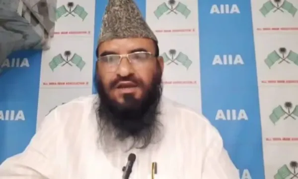 آل انڈیا گائے رکھشک پارٹی قایم کرنے مولانا ساجد رشیدی کا اعلان