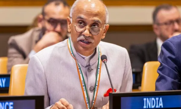 'नरसंहाराचा इतिहास असलेल्या राष्ट्राने काश्मीरवर व्याख्यान देणे हा विरोधाभास'