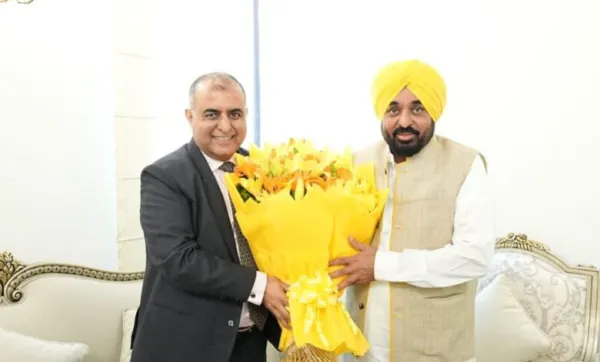 सीएम मान ने पंजाब में HPCL का बड़ा निवेश किया सुनिश्चित, रिफाइनरी, बायोफ्यूल और बायोगैस प्रोजेक्ट अर्थव्यवस्था को देंगे बढ़ावा