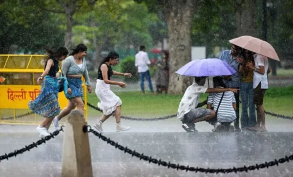 Weather Update : दिल्ली NCR समेत 9 राज्यों में मौसम कूल-कूल, तेज बारिश के साथ ओले गिरने की संभावना