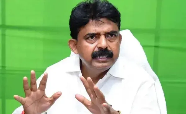 మాజీ మంత్రి పేర్ని నానిపై కేసు నమోదు