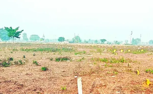 భూదాన భూముల్లో వెలుగునీడలు జంజాటం!