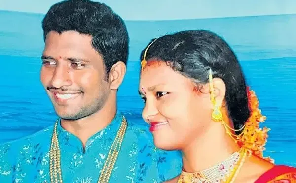 13 నెలల చిన్నారిని అనాథను చేసి..