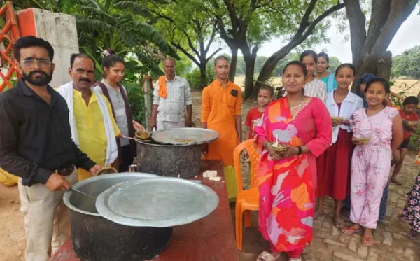 भक्ति का सच्चा स्वरूप: श्री शक्ति धाम आश्रम में शास्त्रोक्त 'बड़ा मंगल' भंडारा