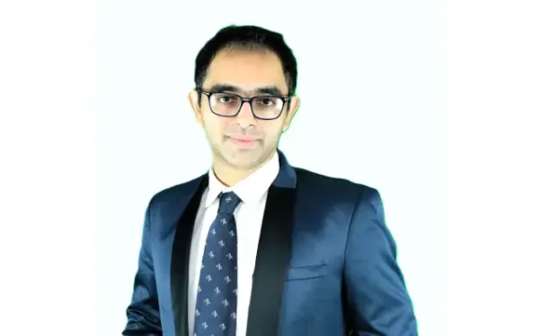 ಡಾ. ಎಡ್ಮಂಡ್ ಫೆರ್ನಾಂಡಿಸ್ ಕಾಲೇಜ್ ಆಫ್ ಮೆಡಿಸಿನ್ನಲ್ಲಿ ಸಹ ಉಪನ್ಯಾಸಕರಾಗಿ ನೇಮಕ