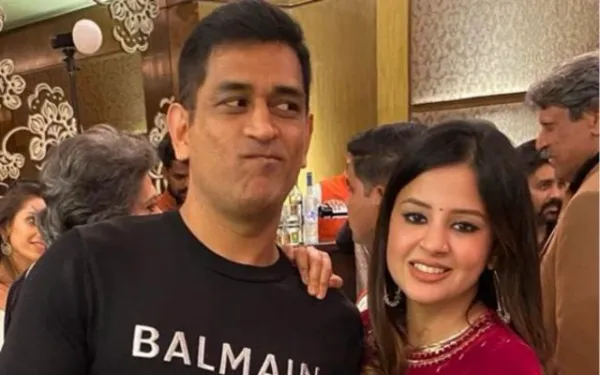 Sakshi Dhoni's Hilarious Take On Stumping Rules