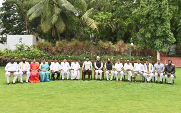 Revanth's Cabinet Expansion, Family Pack Criticism!