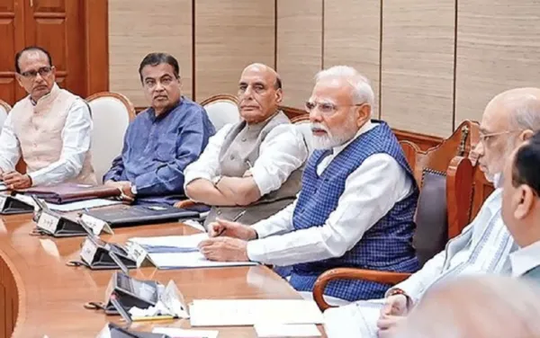 केरळचे नाव बदलून 'केरळम'!