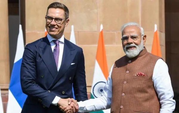 आता फिनलंड पण म्हणतोय, मोदीच करू शकतील!
