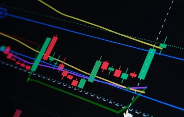 Markwayne Mullin's Amkor Stock Trade 'Is on A Roll,' Says Nancy Pelosi Tracker As Stock Surges 60%