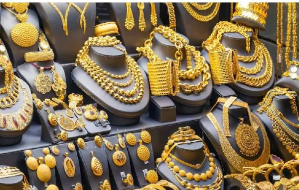 மீண்டும் உச்சம் தொட்ட தங்கம் விலை: இன்றைய நிலவரம் என்ன?