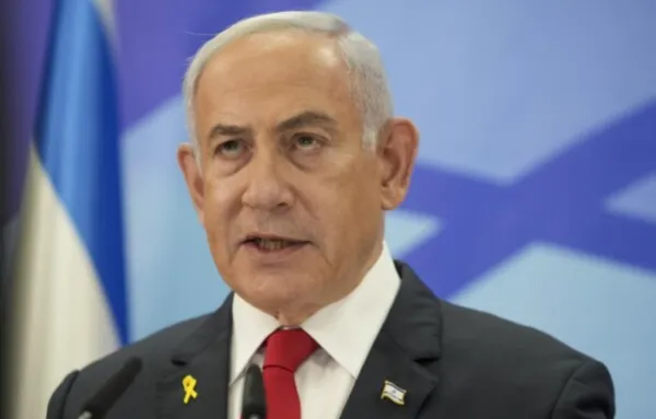 Fact-Check: Viral Photos Of "Injured" Benjamin Netanyahu Are AI-Generated Fakes