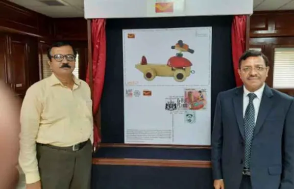 सावंतवाडीच्या लाकडी खेळण्यांवर पोस्टकार्ड!