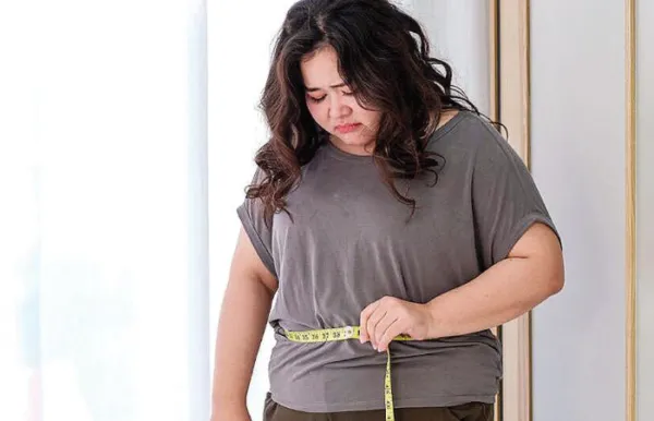 रजोनिवृत्ती आणि वजन यांची सांगड कशी घालायला हवी, जाणून घ्या