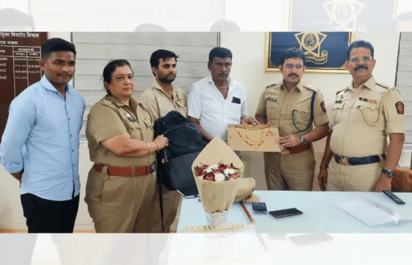 रिक्षाचालकाचा प्रामाणिकपणा; १५ लाखांचे दागिने परत केले भाईंदर पोलीस उपायुक्तांकडून सत्कार