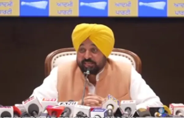 आप खासदारांचा भाजपमध्ये प्रवेश; पंजाबचे मुख्यमंत्री भगवंत मान दिल्लीकडे रवाना, राष्ट्रपती मुर्मू यांची भेट घेणार