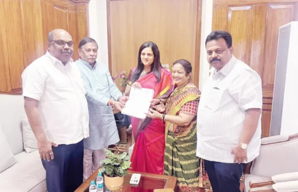 'केईएम' नामांतराला हजारो नागरिकांचा विरोध! नाव कायम ठेवण्यासाठी सह्यांची मोहीम