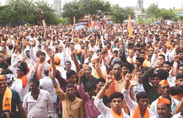 राज्यात मराठ्यांना मागास वर्गात समाविष्ट करण्याची कालेलकर आयोगाची शिफारस! महाअधिवक्त्यांचा हायकोर्टात युक्तिवाद