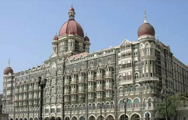 Mumbai News - ताज आणि ट्रायडेंट हॉटेलमध्ये दहशतवादी हल्ल्याची धमकी, आरोपीला अटक