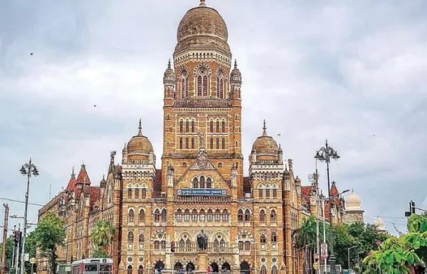 वडाळ्यातील भूखंड विकासकाच्या घशात घालण्याचा डाव उधळला! सत्ताधाऱ्यांवर प्रस्ताव राखून ठेवण्याची नामुष्की