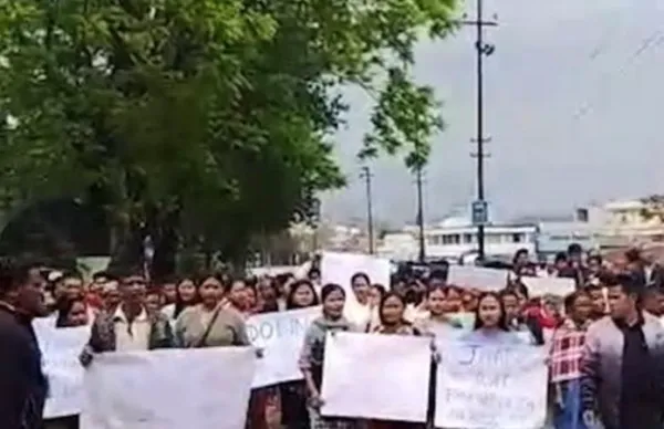 East Jaintia Hills residents protest against JHADC land certificate decision
