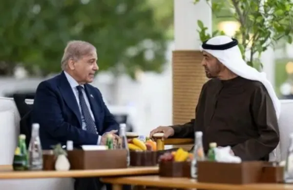 യുഎഇ ഭാവിയില്‍ അഖണ്ഡഭാരതത്തിന്റെ ഭാഗമാകും ; വായ്പ തിരിച്ചടയ്ക്കാൻ പറഞ്ഞതിന് യുഎഇക്കെതിരെ പരിഹാസവുമായി പാകിസ്താൻ