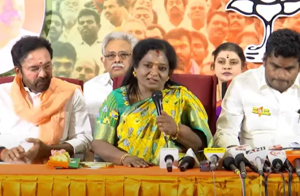 "தாமரை மலர்ந்தே தீரும்" : பாஜகவில் மீண்டும் இணைந்த தமிழிசை உறுதி!